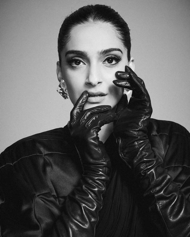 Sonam Kapoor 5