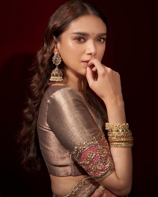 Aditi Rao Hydari 6
