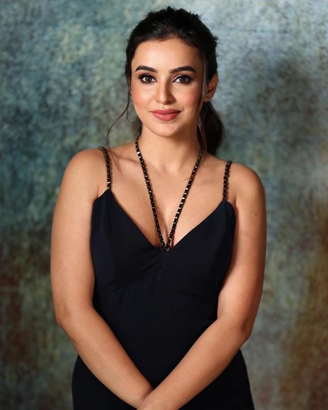 Ankita Sharma 8