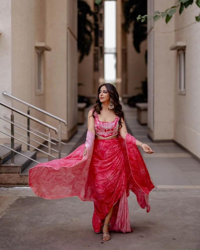 Avika Gor 13