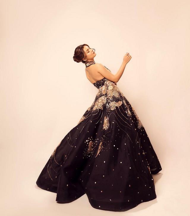 Avneet Kaur 2