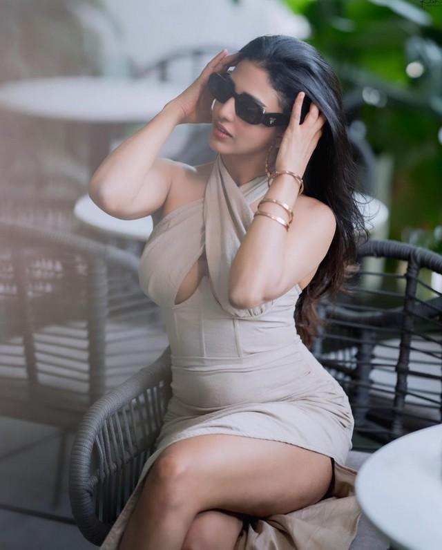 Daksha Nagarkar 6