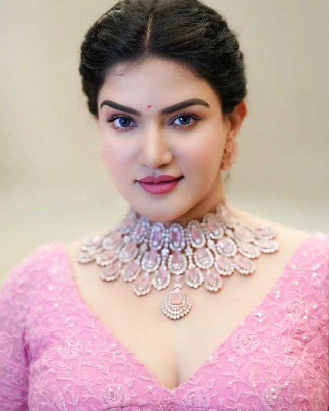 Honey Rose 7