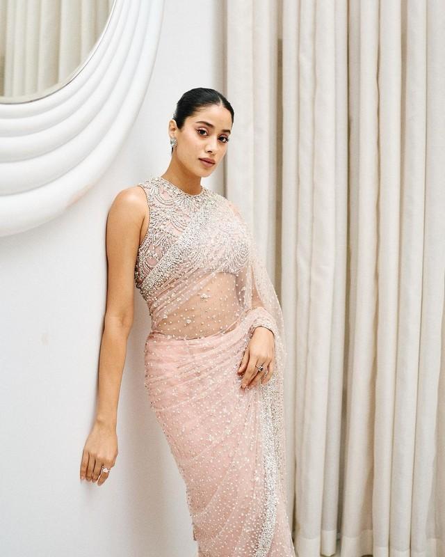 Janhvi Kapoor 2