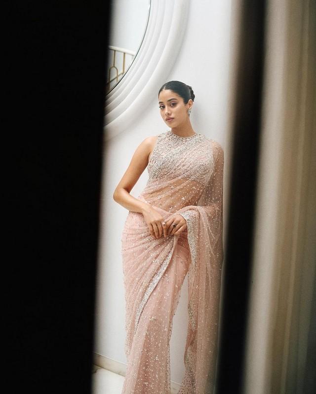 Janhvi Kapoor 3