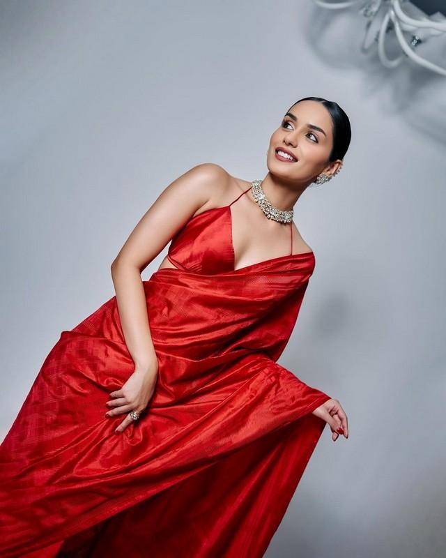 Manushi Chhillar 4