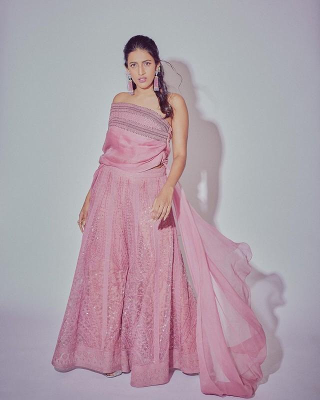 Niharika Konidela 11