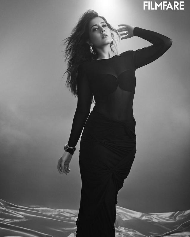 Raashii Khanna 3
