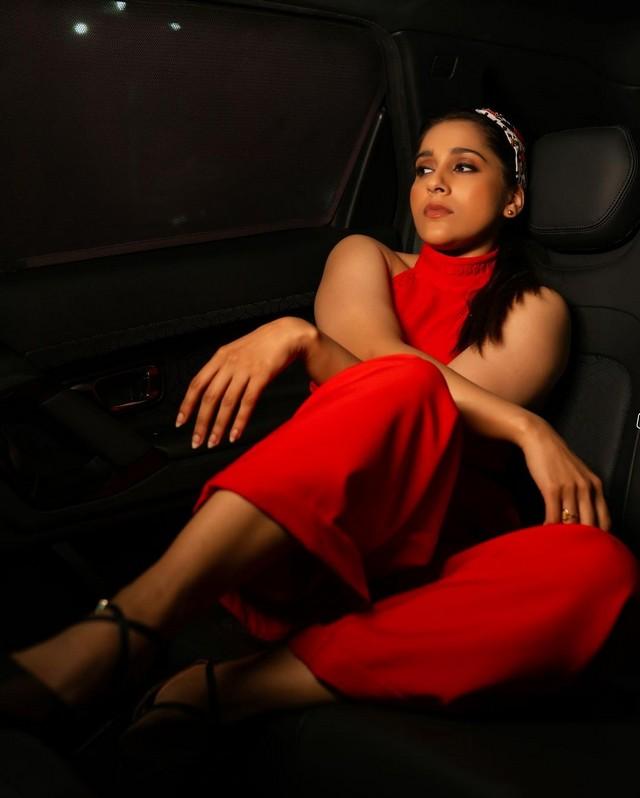 Rashmi Gautam 2