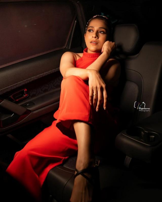Rashmi Gautam 3