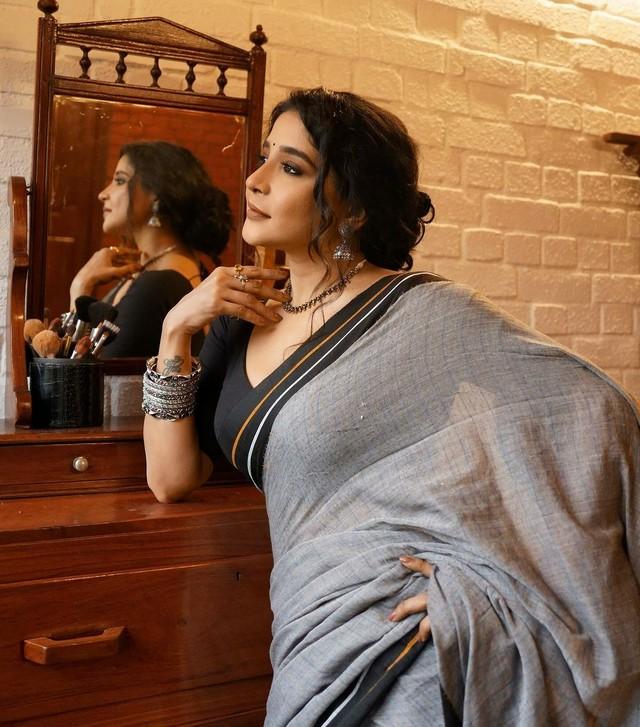 Sakshi Agarwal 6