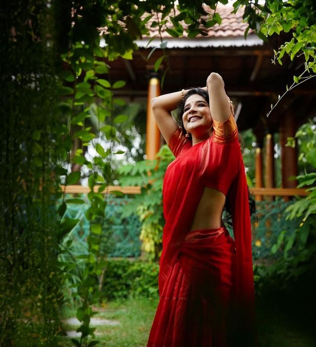 Sakshi Agarwal 1