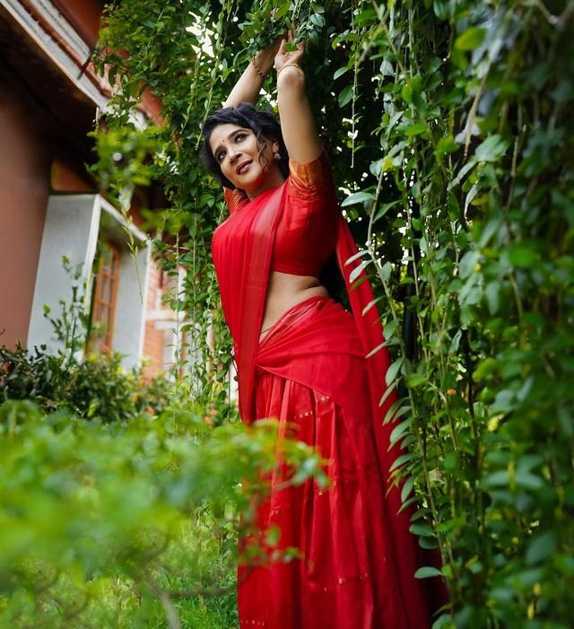 Sakshi Agarwal 4