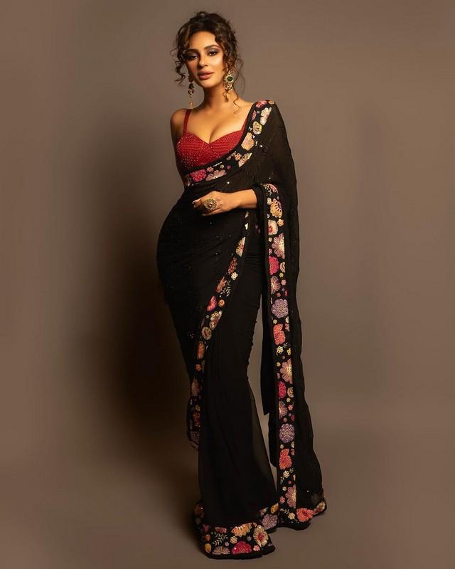 Seerat Kapoor 3