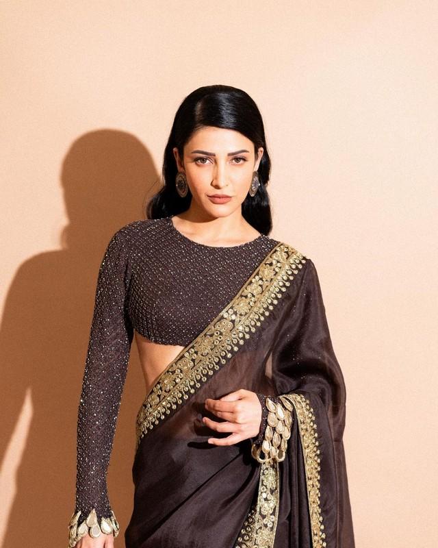 Shruti Haasan 9