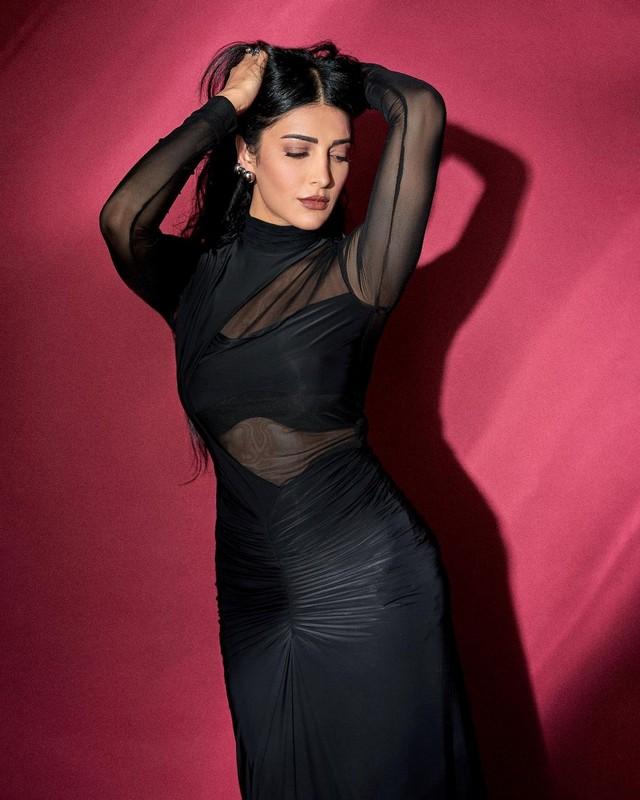 Shruti Haasan 13