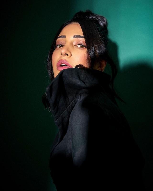 Shruti Haasan 3