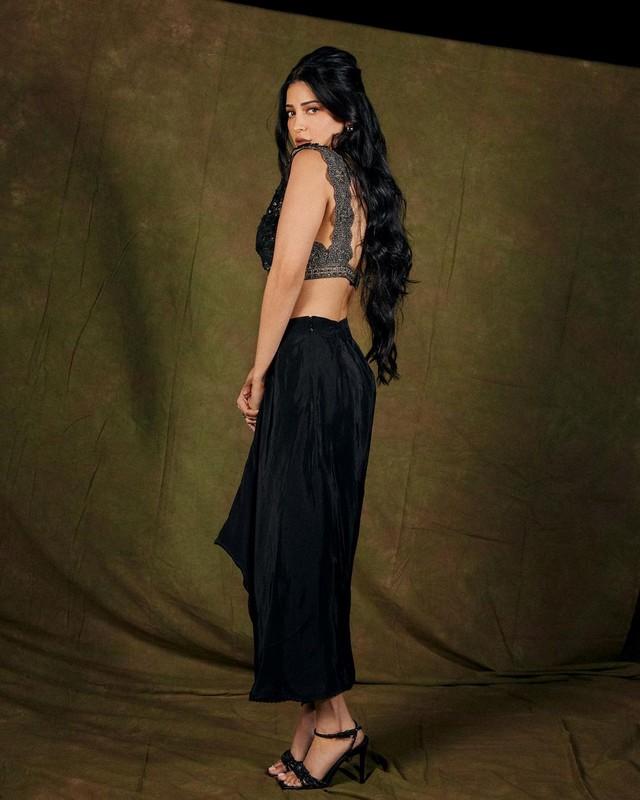Shruti Haasan 5
