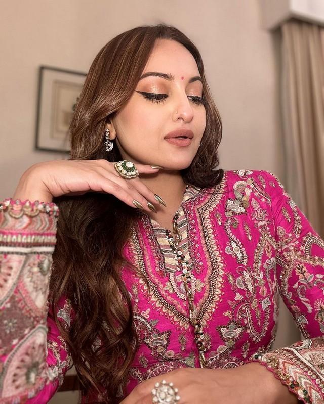 Sonakshi Sinha 6