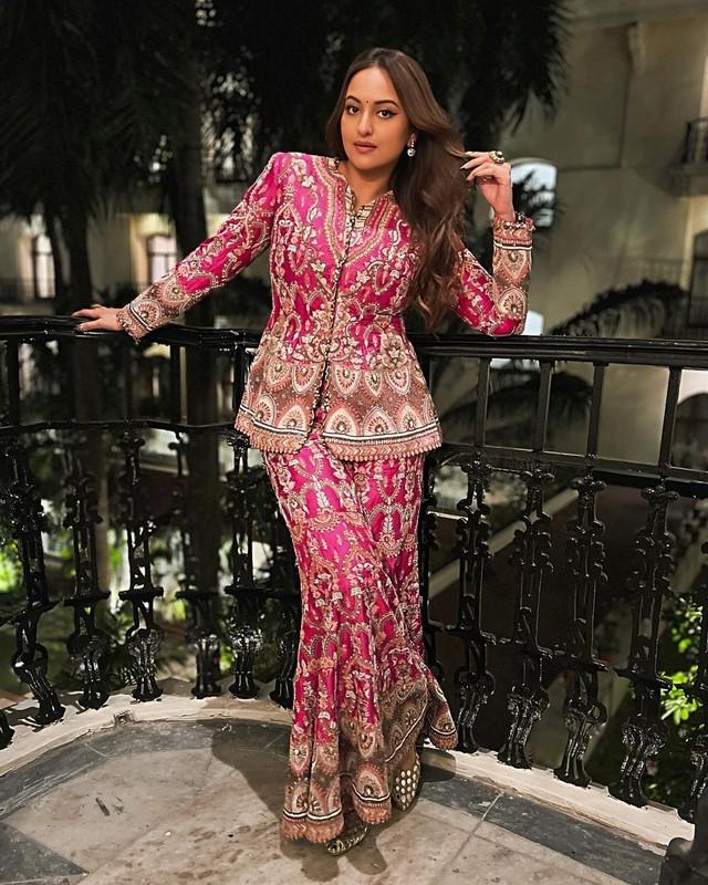 Sonakshi Sinha 7