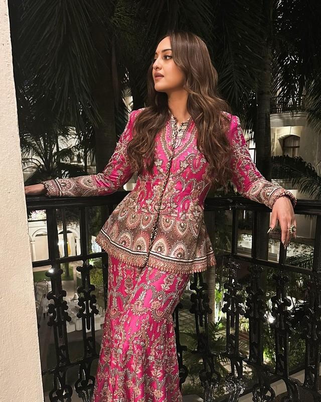 Sonakshi Sinha 9