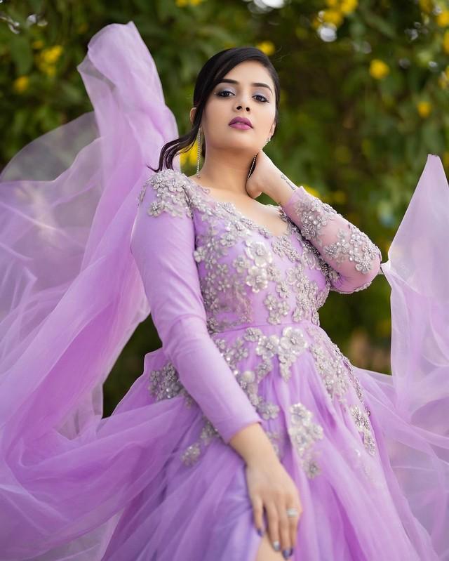 Sreemukhi 3