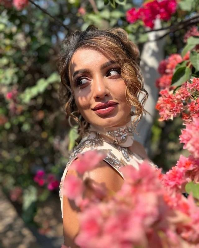 Tejaswi Madivada 9