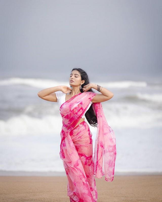 Ananya Nagalla 6
