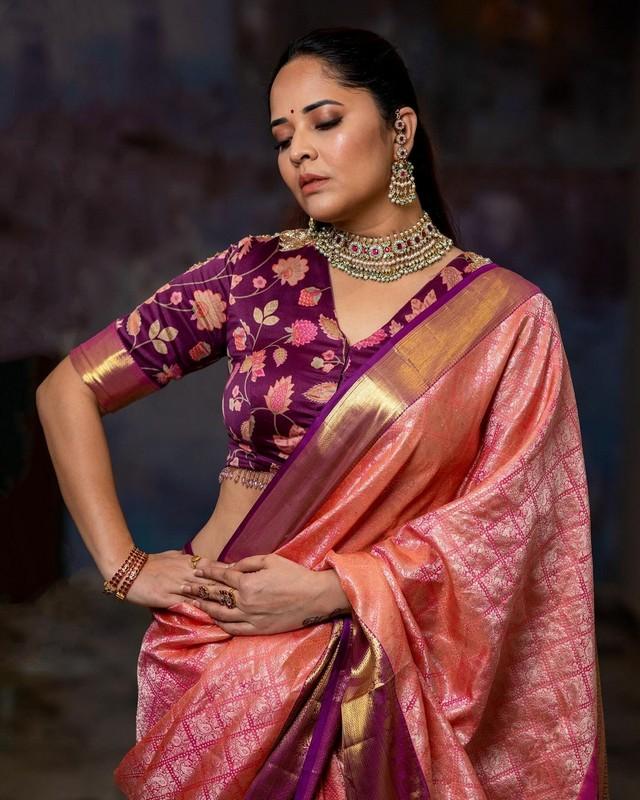 Anasuya 12