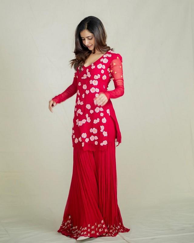 Ashika Ranganath 11