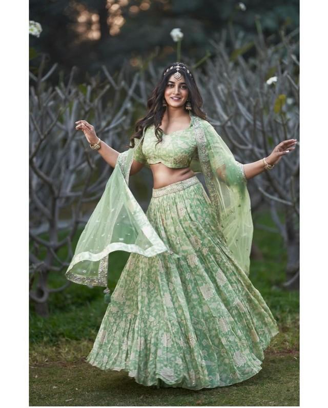 Dimple Hayathi 1