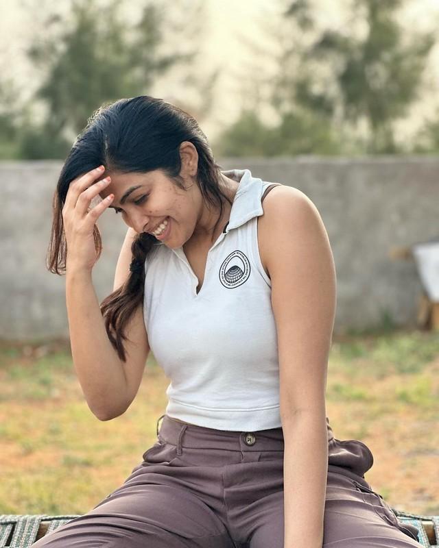 Divi Vadthya 11