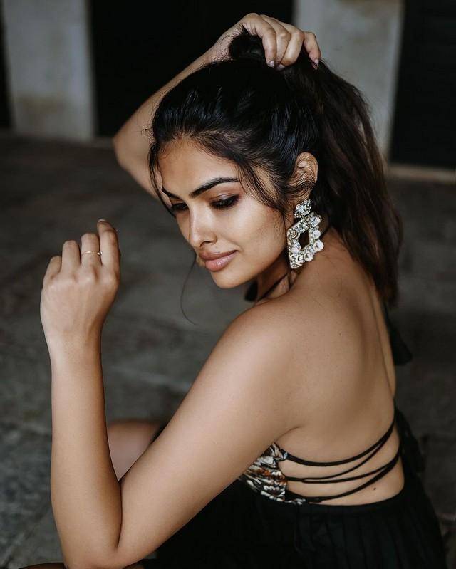 Divi Vadthya 6