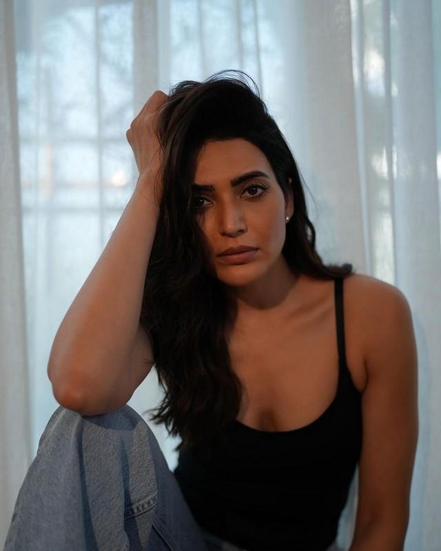 Karishma Tanna 9