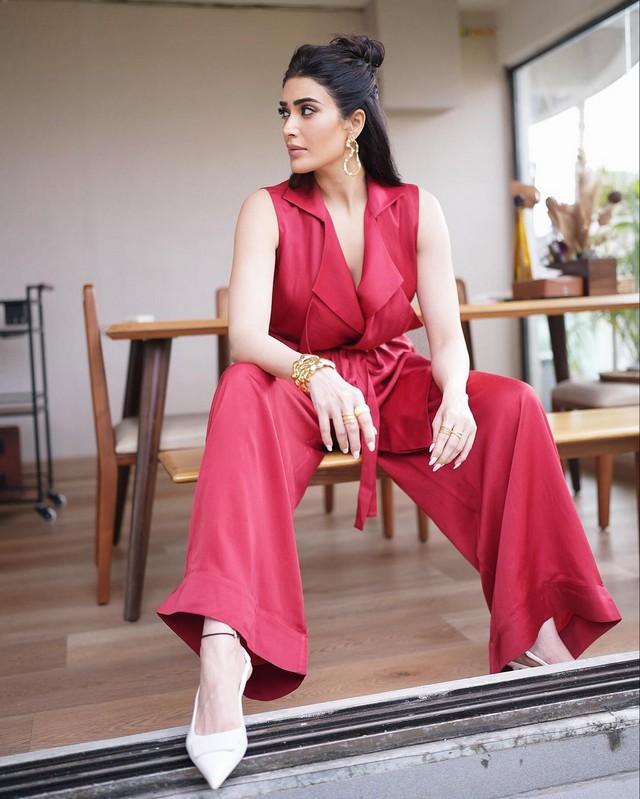Karishma Tanna 4