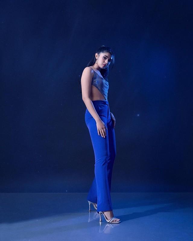Krithi Shetty 4