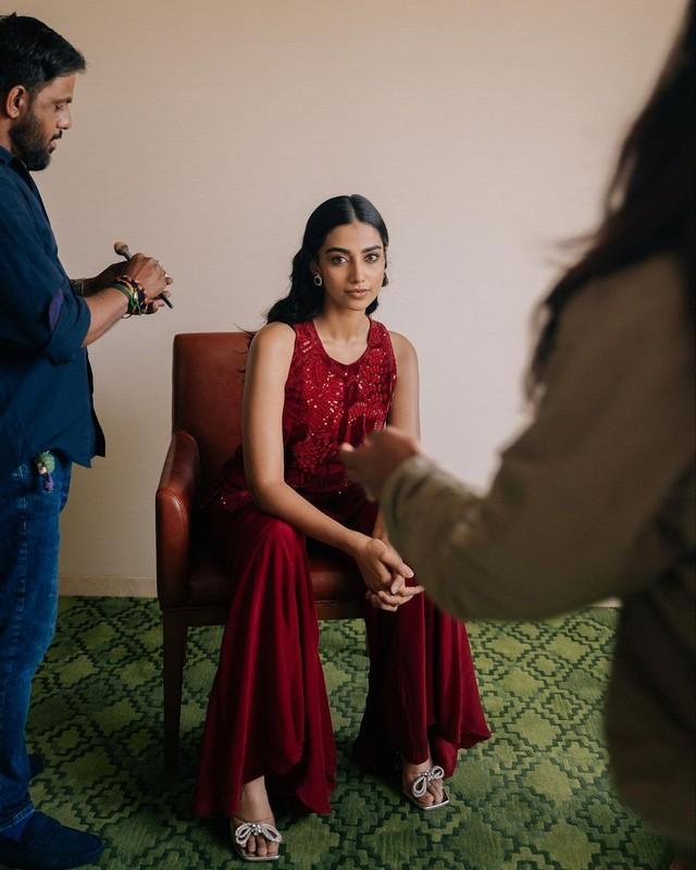 Meenaakshi Chaudhary 4