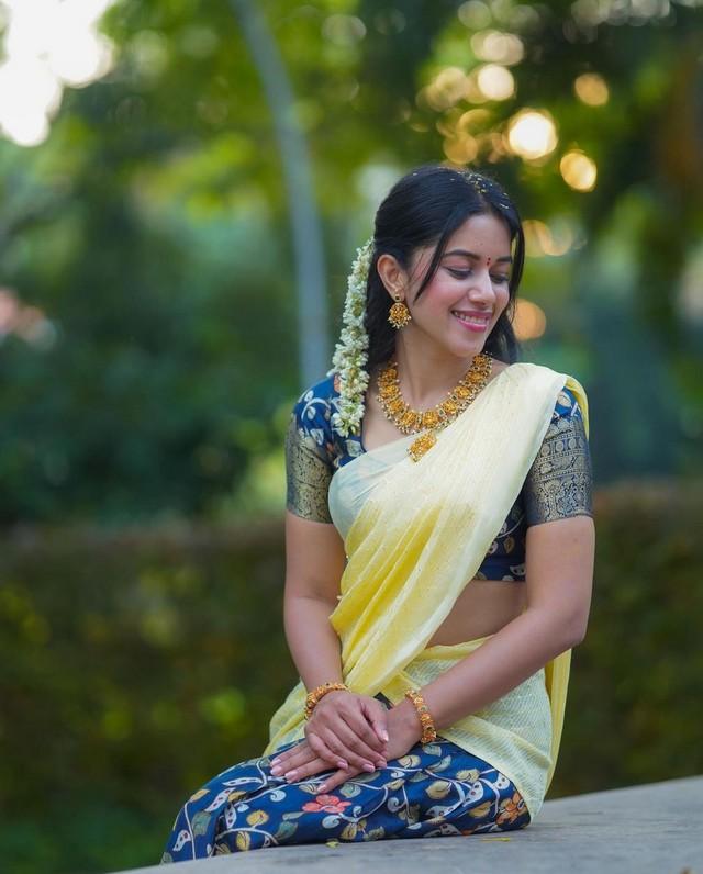 Mirnalini Ravi 2