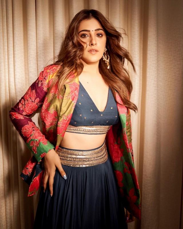 Nupur Sanon 6