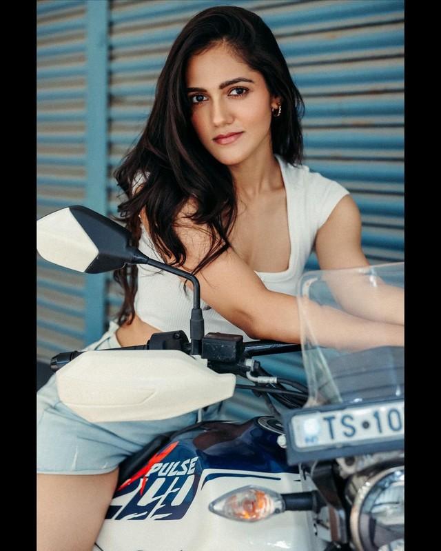 Simran Choudhary 13
