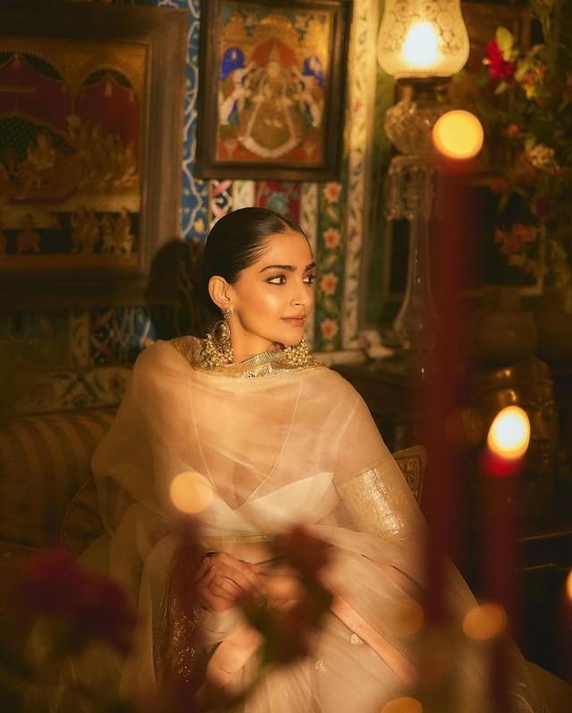 Sonam Kapoor 10