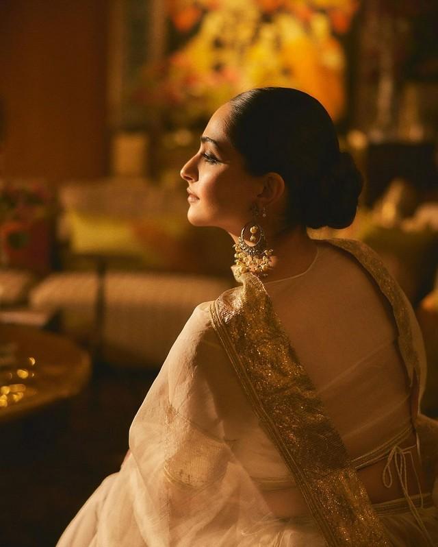 Sonam Kapoor 12
