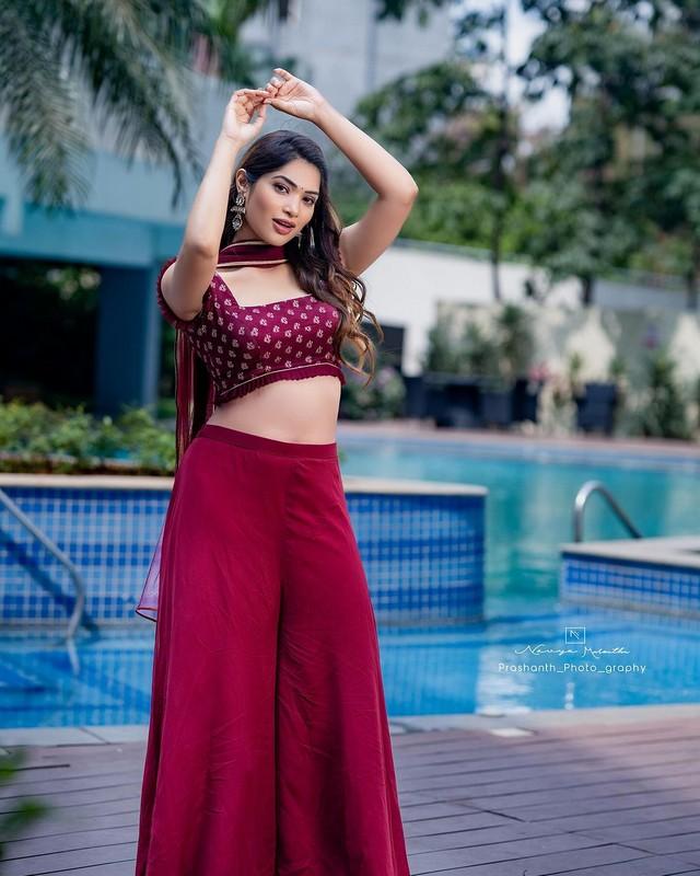 Subhashree 7