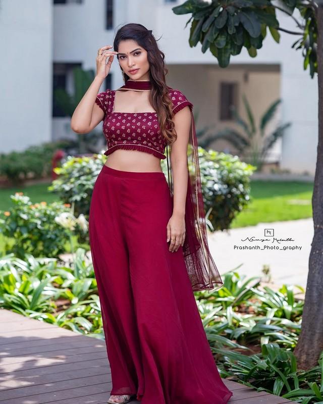 Subhashree 8