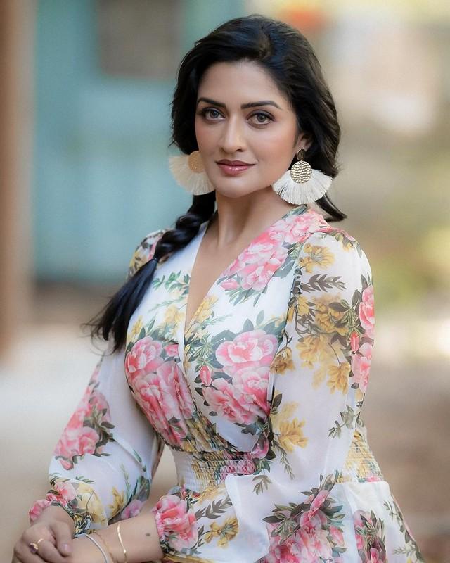 Vimala Raman 7