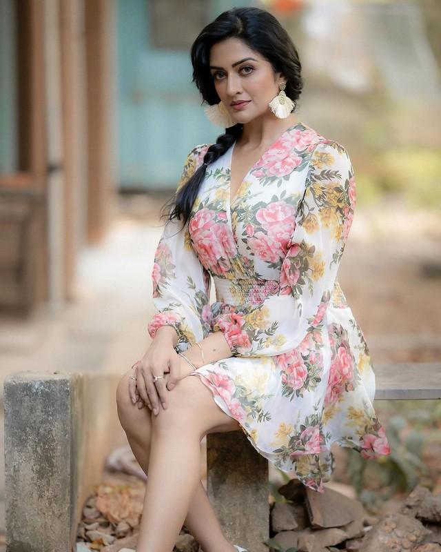 Vimala Raman 8
