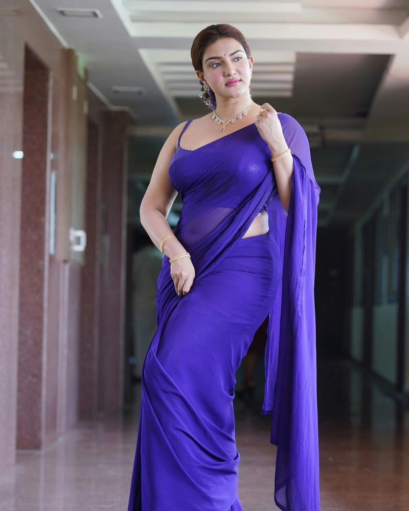 Honey Rose2