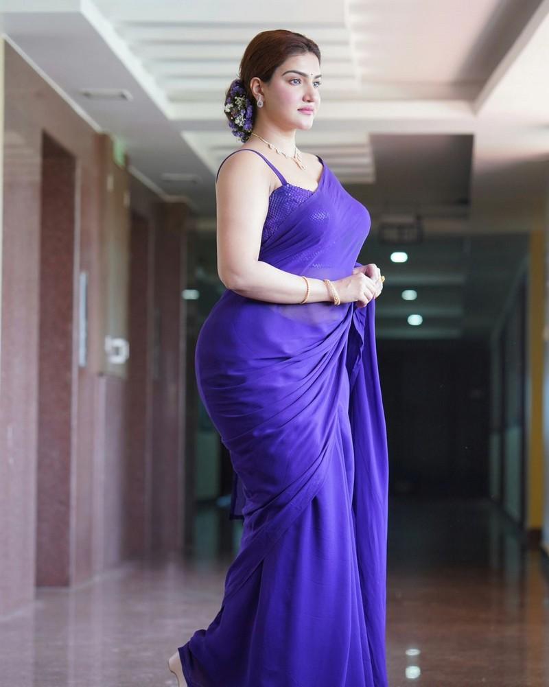 Honey Rose5