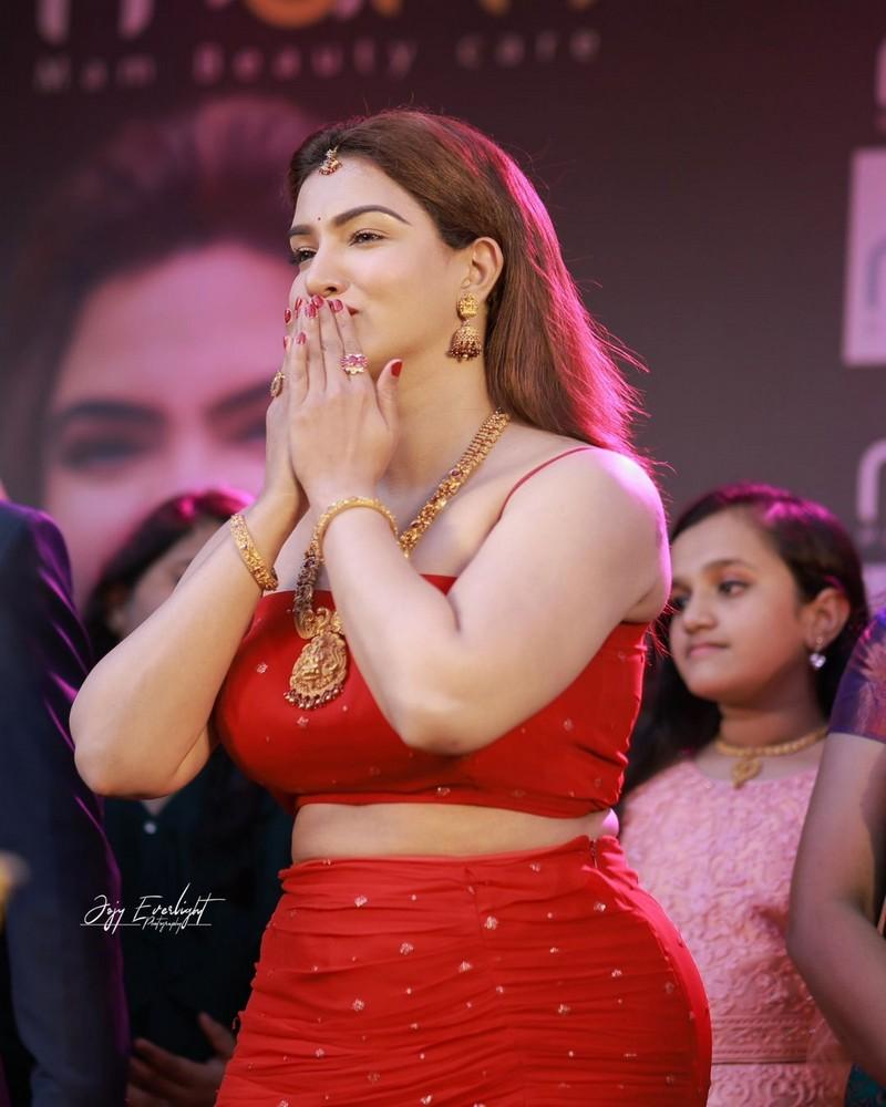 Honey Rose7