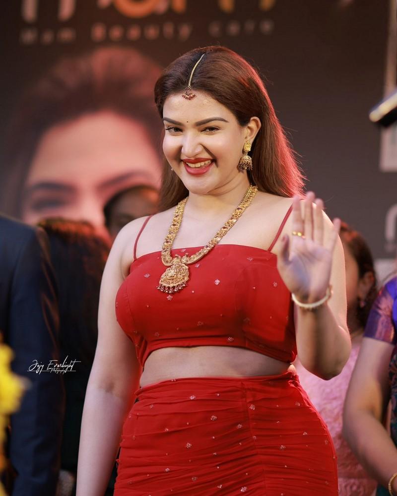 Honey Rose9